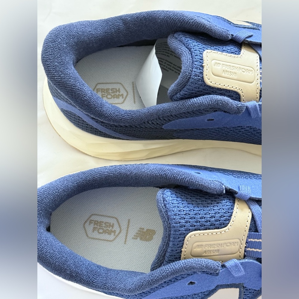 New Balance ARISHI v4 Sneakers - Picture 2 of 8